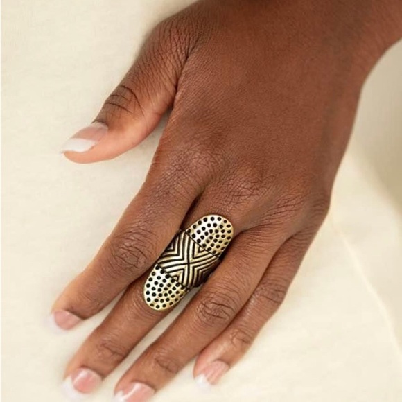 Statement ring - Picture 2 of 2